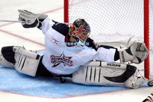 国乒包揽世乒赛五冠 马龙樊振东巅峰对决创收视新高