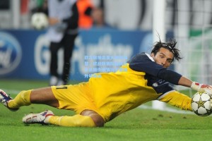 欧足联推出重大规则调整，欧战联赛阶段将允许长期伤病情况下更换外场球员